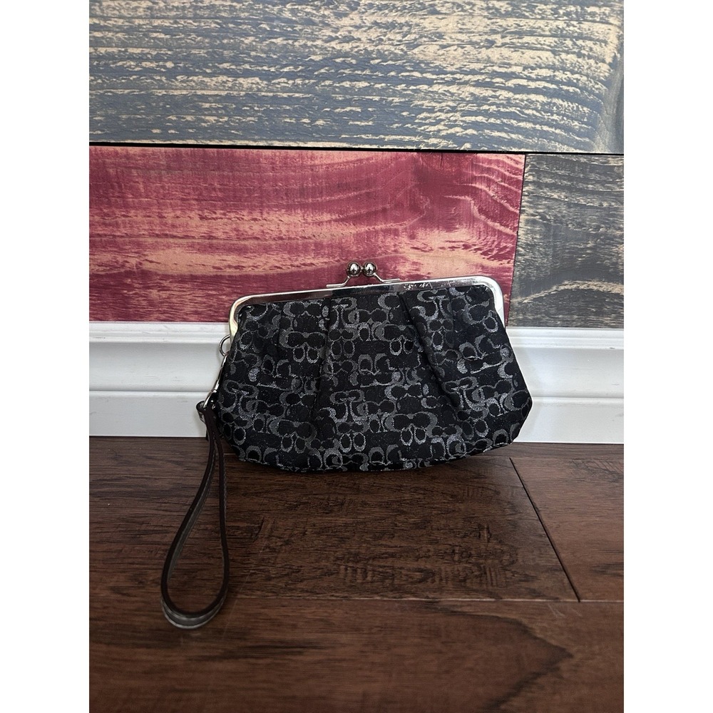 COACH: Vintage Optic Lurex: Large Framed Kisslock Clutch Wristlet: Black/Silver
